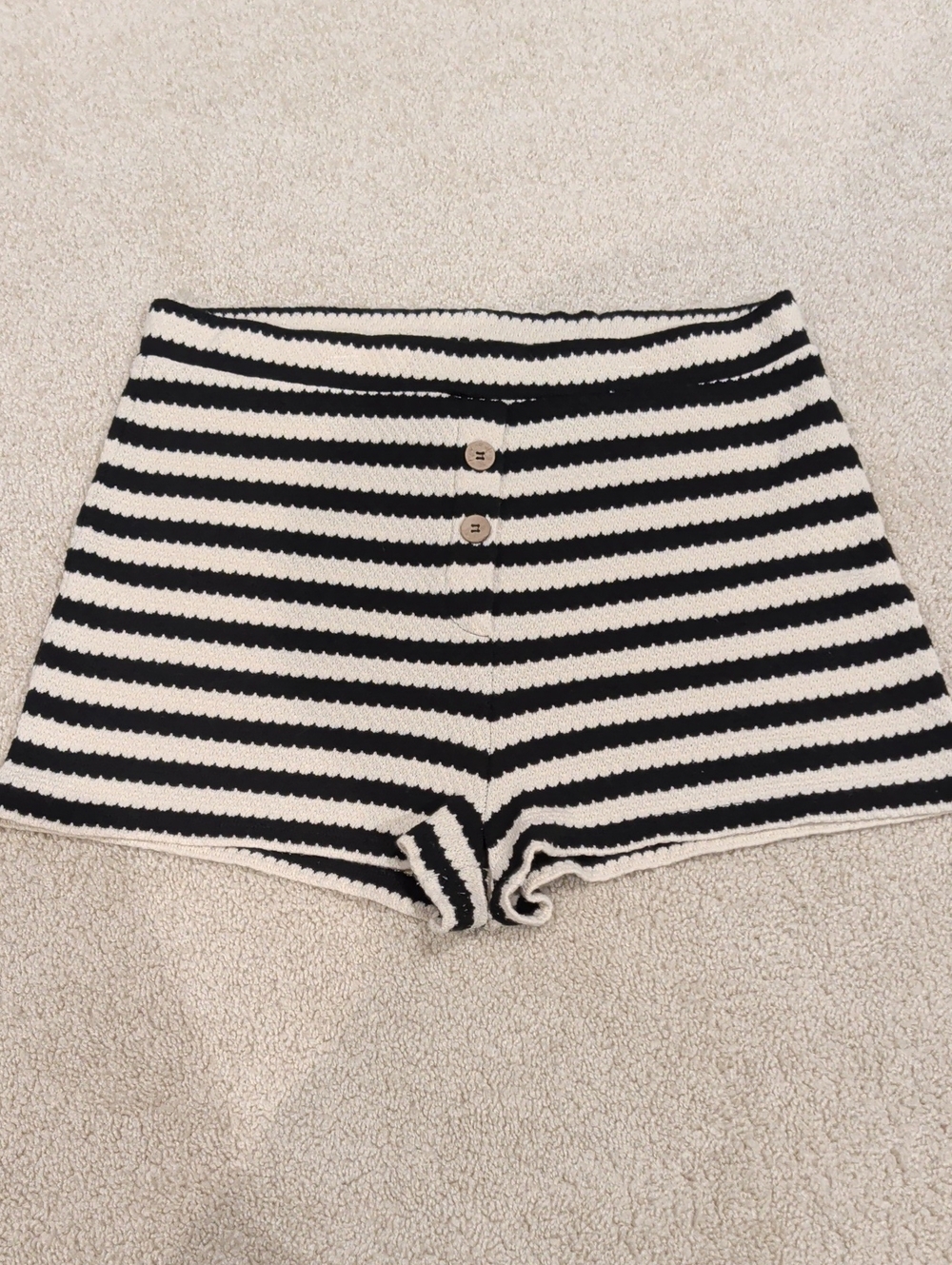 Maeve High-Waist Black and Cream Striped Knit Shorts Size M